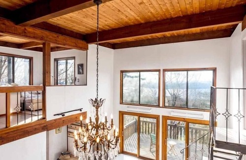 Glenford House | New Breathtaking Catskill Retreat with Views and Hot Tub, The Nest Retreat in Woodstock Catskill