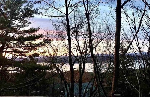 Glenford House | New Breathtaking Catskill Retreat with Views and Hot Tub, The Nest Retreat in Woodstock Catskill