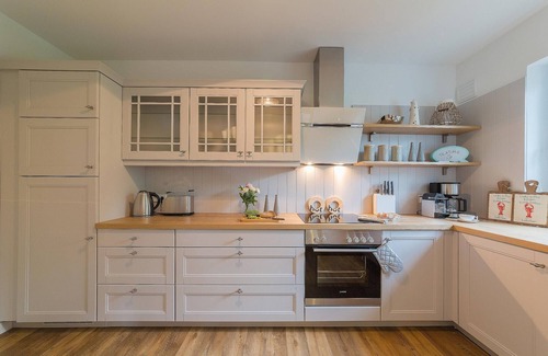 Zingst Apartment | New, bright and friendly beach vacation apartment for up to 6 people with sauna