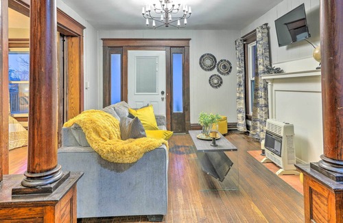 Huntington Apartment | NEW! Bright Huntington Apartment Near Parks
