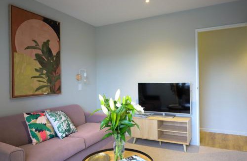 New Brighton Bed & Breakfast | New Brighton Pier Retreat -