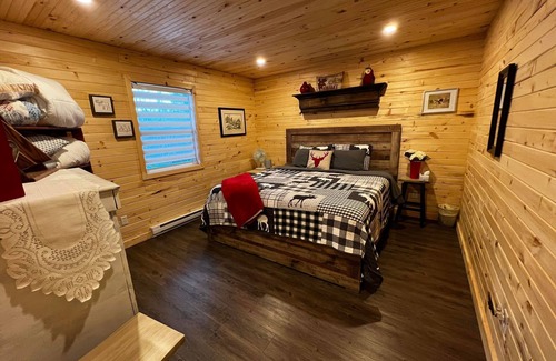 Gloucester County Ski Chalet | New Brunswick - Robertville close to Bathurst - nCan sleep 16