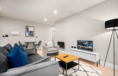 Sheldon Apartment | New Build 1 Bed Apt - Sheldon, Birmingham - Coventry Rd - Close to Birmingham Airport, Solihull, National Exhibit Centre, Jaguar and more