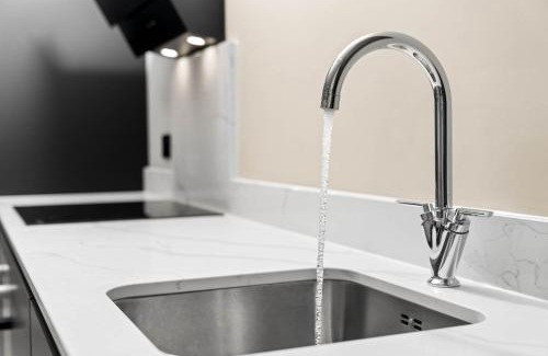 Sheldon Apartment | New Build 1 Bed Apt - Sheldon, Birmingham - Coventry Rd - Close to Birmingham Airport, Solihull, National Exhibit Centre, Jaguar and more