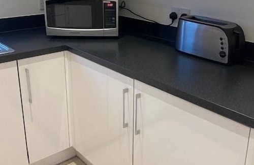 Milton Keynes House | New Build 4Bed Home away from home.