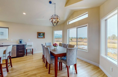 Tahoe Keys House | New-Build Tahoe Keys Haven w/Pool Table, Decks & Mountain Views - Near Beach