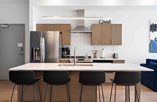 The Gulch Apartment | NEW BUILD w/Pool! Walk to Broadway
