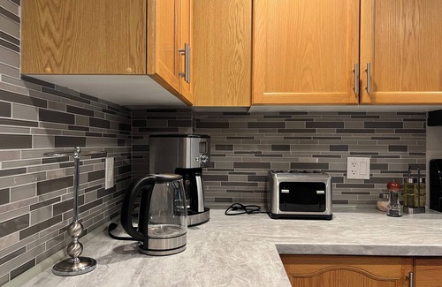 Barrie House | New-built 2-bedroom Luxury stay