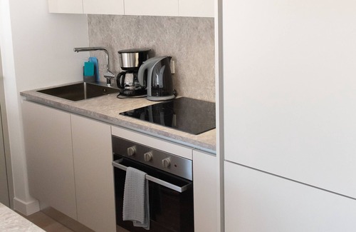 Kaisariani Apartment | New-built apartment close to Athens city centre (Form E1)