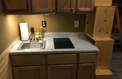 Custer Cabin | New cabin 1 with rent a car available. In the forest, hills, fresh air! Super.