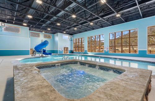 Branson House | New Cabin at Tall Timbers! Free Tickets! Indoor and Outdoor Pools!