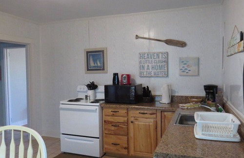 Guntersville Cabin | "New Cabin Listing "Lake Guntersville"