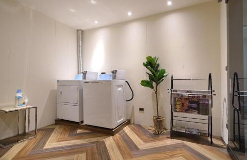 Xindian Hotel | New California