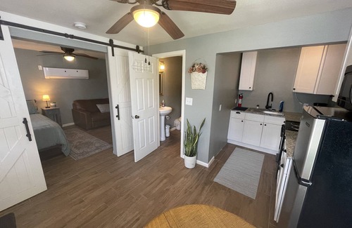 San Antonio Apartment | New- Casita Bonita- Pearl, Downtown, Airport, Riverwalk, Convention Center