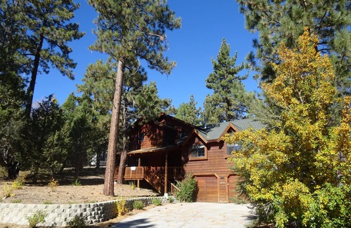 Eagle Mountain Estates House | NEW! Castlewood Lodge with Hot Tub & Game Room