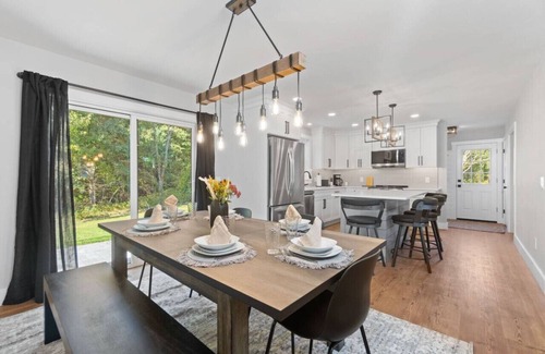 Wakefield-Peacedale House | New Centrally located Stylish Modern Farmhouse