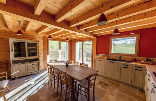 Montagnole Ski Chalet | New chalet for 8 people