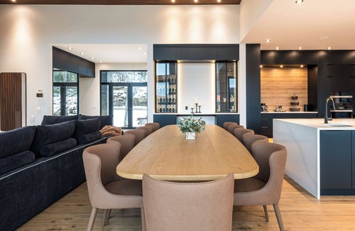 La Conception House | NEW! Chalet Mont-Steele | 5 Bedrooms | Hot tub | Outdoor Pool/Tremblant Living
