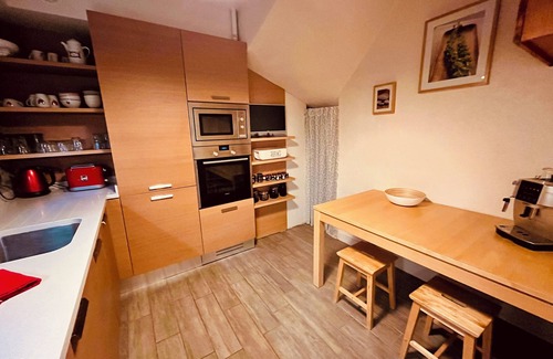 Peone Ski Chalet | NEW! CHALET WAPITI Warm mountain cocoon. Quiet Near the slopes