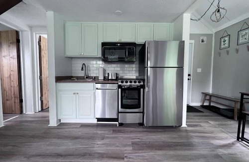Conneaut Lake Ski Chalet | *NEW Chalets by the Lake - #6 - Conneaut Lake, PA