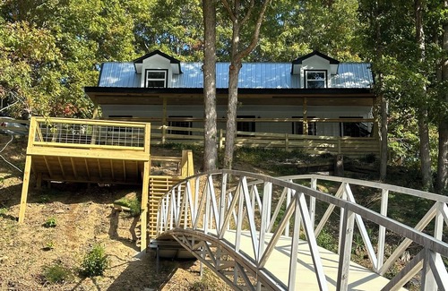 Bremen House | NEW Charming 3-bedroom house on Smith Lake.