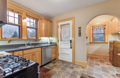 Bryant Pattengill West House | NEW! Charming Ann Arbor Retreat Near DT & Attractions