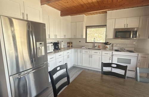 West Alton House | New Charming Chalet with Lake Winni Views
