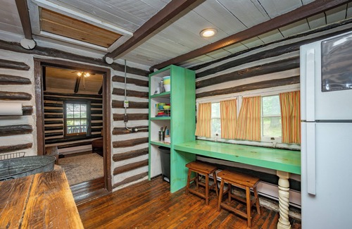 Thayerville House | New! Charming Dog Friendly Retreat w/Hot Tub