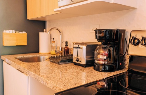 Santa Tecla Apartment | NEW Charming, fully-equipped 2-bedroom apartment - 30min from beach