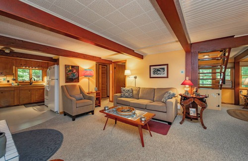 Swanton House | New! Charming Hideaway w/Hot Tub, Fire Pit & Dock