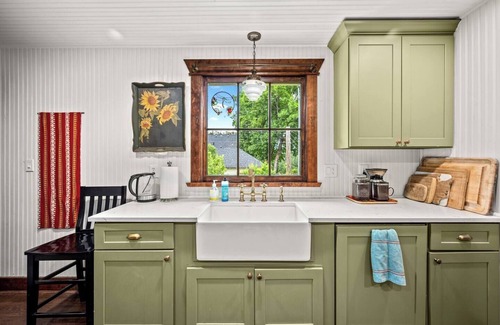 Spirit Lake House | NEW! Charming home in Spirit Lake!