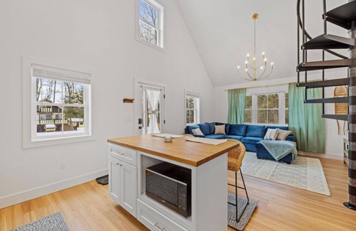 Wolfeboro House | [NEW] Charming Lakes Region Cabin