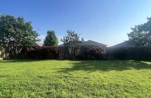 Temple House | *NEW* Cheerful 4 Bedroom Home-Pet Friendly
