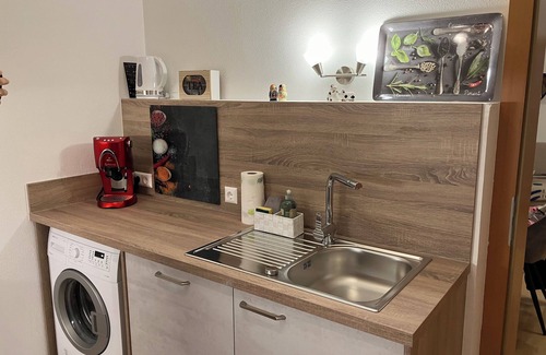 Fohnsdorf Apartment | NEW - Chic apartment near the Red Bull Ring