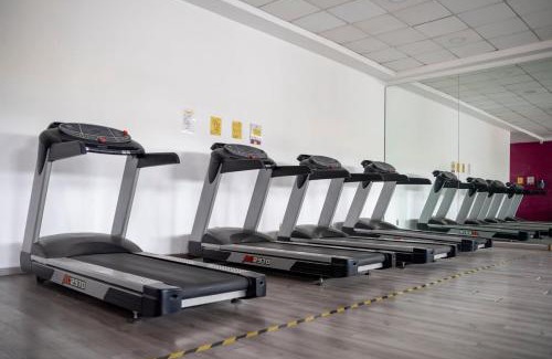 Miguel Hidalgo Apartment | New Chic Condo with Gym Access & Private Roof