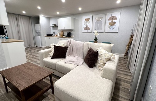 Lakeland House | New Chic Villa - No cleaning fee -