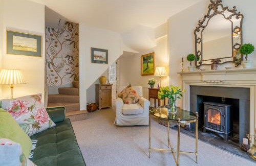 Tetbury House | New Church Cottage