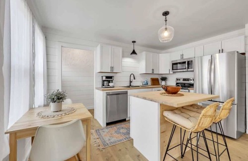 Ellsworth House | New! City Lights Escape in Ellsworth!