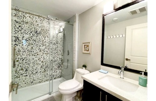 West Abbotsford House | New Clean Entire Suite with Unbeatable Value.