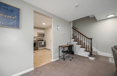 Cuyahoga Falls House | NEW! Clean & Remodeled Home in Cuyahoga Falls! Right by the National Parks!