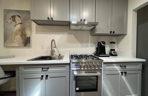 Westchester Apartment | New Clean Studio nearLAX,Sofi,The Forum, Close to freeway