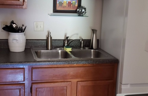 Florida Panhandle Condo | NEW! Close to Beaches! My Best Kept Secret near everything. Discounts Offered!