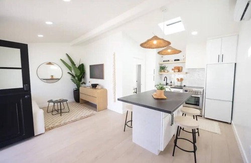 Encinitas House | NEW Coastal Casita - Your Rad Cali Getaway