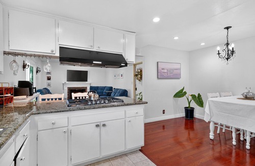 Sea View Estates House | NEW! Coastal Escape with Private Mini Golf