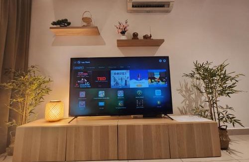 Seri Kembangan Apartment | NEW Comfy Muji Studio 3Elements Seri Kembangan