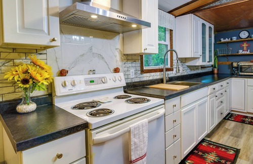 New Concord House | New Concord Vacation Rental Near Kentucky Lake