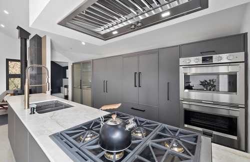 Grandview-Woodland House | New Construction; 2000 sqft House off Commercial Drive - Mountain and City Views