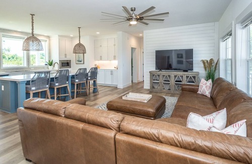 Sharps House | New Construction - 2022 - Luxury River House with beach