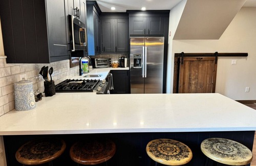 Wilmington House | New Construction Barn style- Minutes from Skiing and Lakes