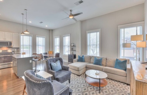 12 South Condo | New construction boutique condo in the heart of the dynamic 12 South neighborhood